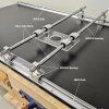 Router sled kit se SBR20 lištami, 20mm tyčemi a 4× SBR20UU pojezdy – přehled uspořádání.