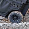 Toughbuilt Voděodolný pojízdný box na nářadí XL kola v terénu